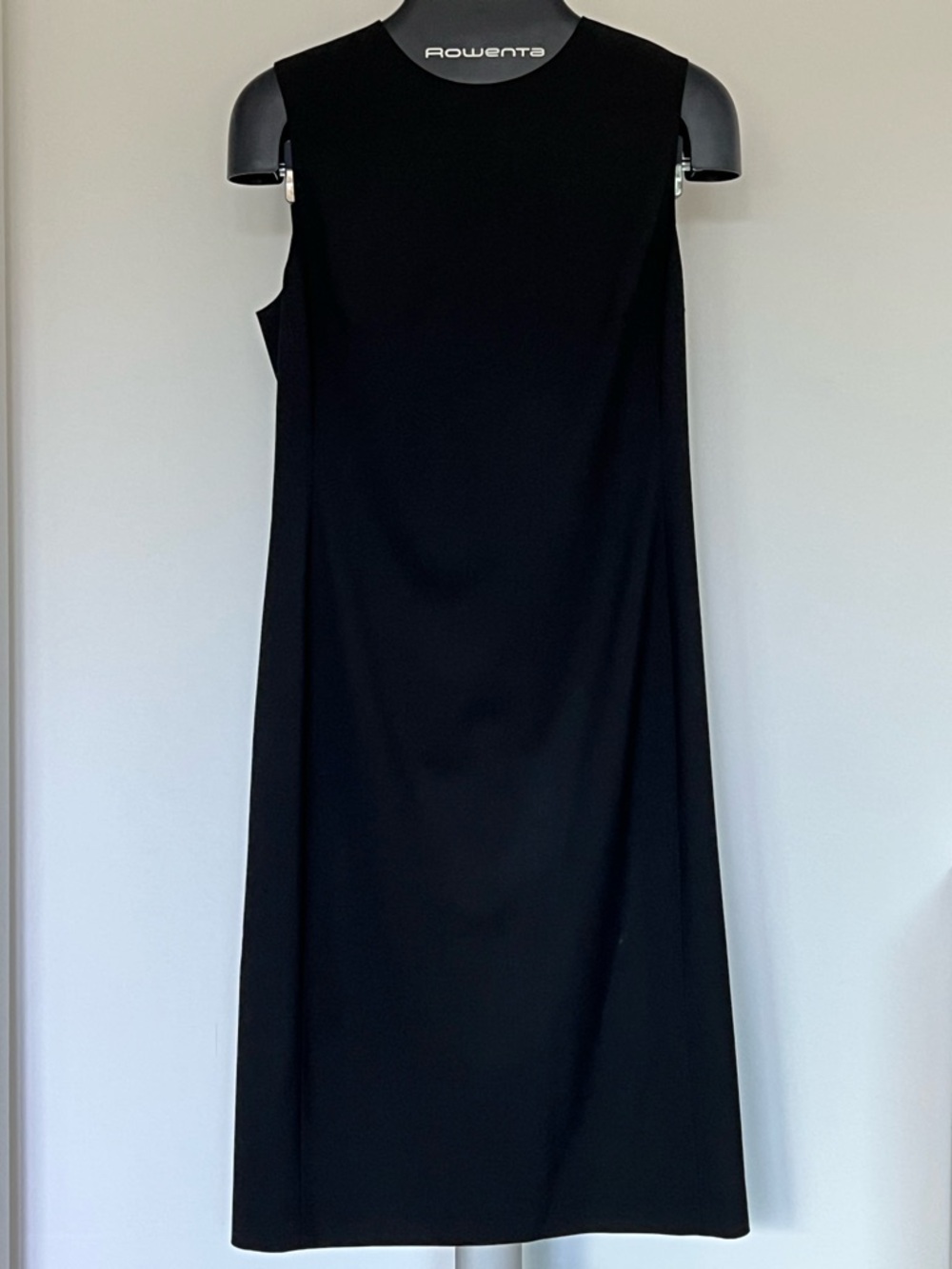 Theory Black Midi Sleeveless Shift Dress